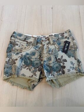 NWT Miss Me Floral Blue and Tan Denim Shorts